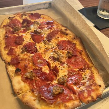 Union Bear Brewing Company - Boss Hog Flatbread - American Near Me - Plano, Texas Union Bear Brewing Company - Boss Hog Flatbread - American Near Me - Plano, Texas