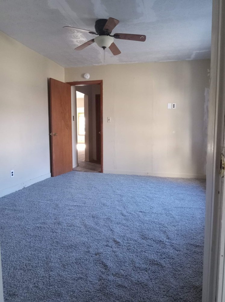 Slide of KB'S Handyman Service