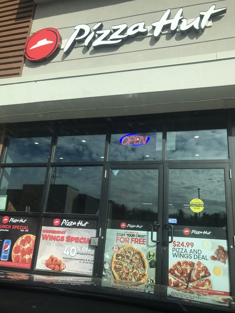 PIZZA HUT Updated October 2024 2 Douglas Road, Uxbridge, Ontario