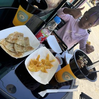 Asian Street Cafe - Crab Rangoon Scallion Pancake 葱油饼 Boba Mango Fruit Tea 芒果茶Passionfruit Fruit Tea 百香果茶Takoyaki 章鱼烧Shrimp Shumai Dumplings (6 pcs) 虾饺烧麦Kimchi - Chinese Near Me - Rochester, New York
