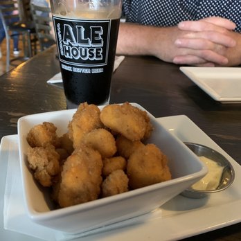 Geneva Ale House - Cheese Curds - American Near Me - Geneva, Illinois