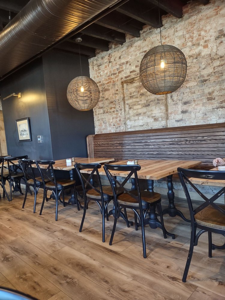 The Hassmer House Tavern & Inn, Versailles Roadtrippers