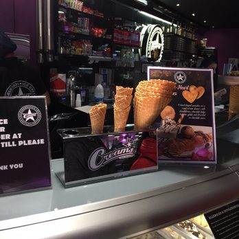 Creams - Desserts Near Me - London, XGL
