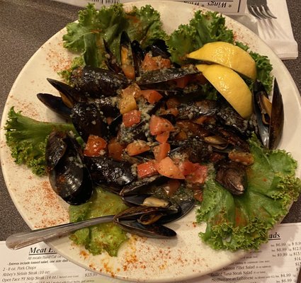 Abbey's Restaurant & Lounge by null