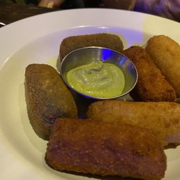 Variety of croquettes ( Ham, Spinach & Cod) very good