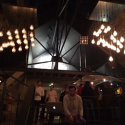 Le Dock