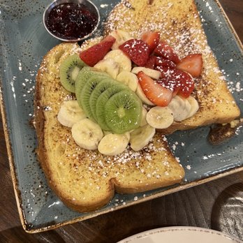 First Watch - Floridian French toast - American Near Me - Sterling Heights, Michigan First Watch - Floridian French toast - American Near Me - Sterling Heights, Michigan