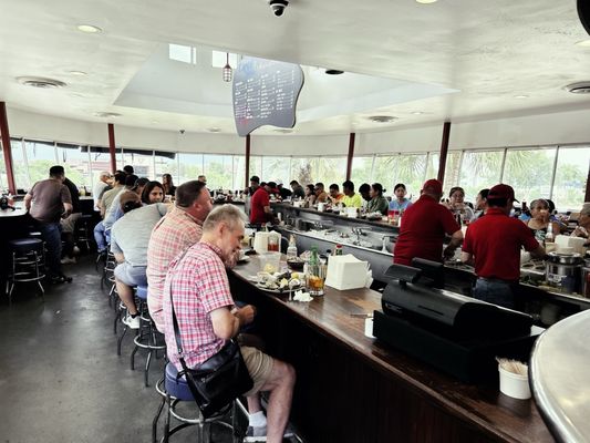 Captain Tom's by null