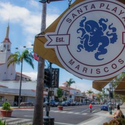 Santa Playa Mariscos - Front of Restaurant