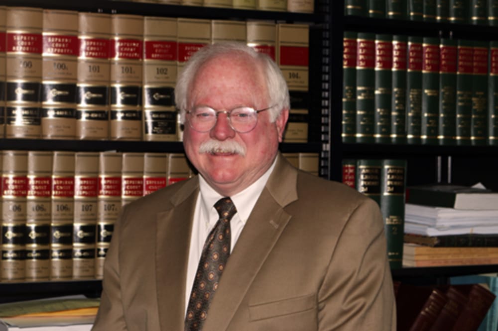 THOMAS N. LESLIE, ATTORNEY AT LAW Updated September 2024 156 E