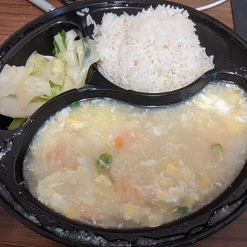 Golden Palace - Shrimp with egg on rice aka rice with shrimp on egg drop soup. - Dim Sum Near Me - Brooklyn, New York Golden Palace - Shrimp with egg on rice aka rice with shrimp on egg drop soup. - Dim Sum Near Me - Brooklyn, New York
