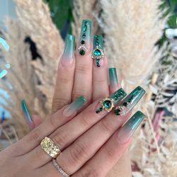 J'adore Nail Bar