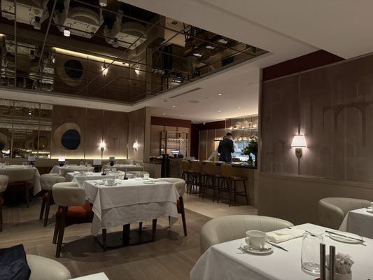 Renoir Restaurant by null