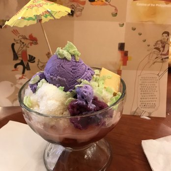 Max's Restaurant - Dillingham - Halo Halo... the best dessert by far - Filipino Near Me - Honolulu, Hawaii Max's Restaurant - Dillingham - Halo Halo... the best dessert by far - Filipino Near Me - Honolulu, Hawaii