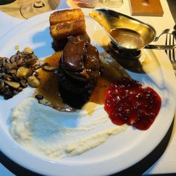 Il Forno - Filet van hert Rossini met eendenlever, boschampignons, veenbes & crema di prosecco