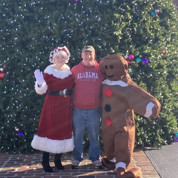 Broadway At The Beach - Mrs. Claus and the Gingerbread Man were at Broadway on the beach. - Shopping Centers Near Me - Myrtle Beach, South Carolina Broadway At The Beach - Mrs. Claus and the Gingerbread Man were at Broadway on the beach. - Shopping Centers Near Me - Myrtle Beach, South Carolina