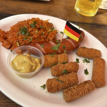 German Guys - Smoked Bratwurst - German Near Me - Stockton, California German Guys - Smoked Bratwurst - German Near Me - Stockton, California