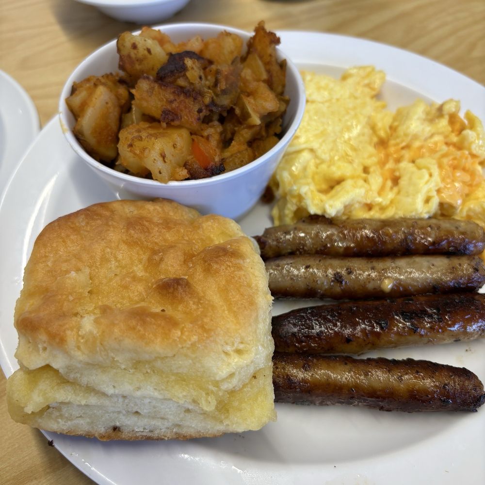 The Serving Spoon - Breakfast & Brunch Near Me - Inglewood, California