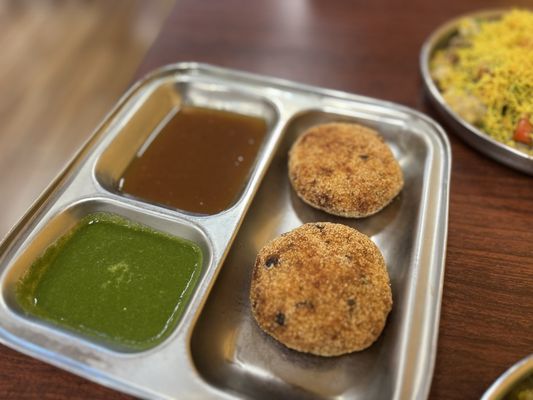 Radhe Chaat by null