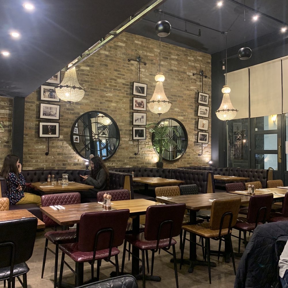 Southbank - Beautiful interior - Mediterranean Near Me - London, XGL Southbank - Beautiful interior - Mediterranean Near Me - London, XGL
