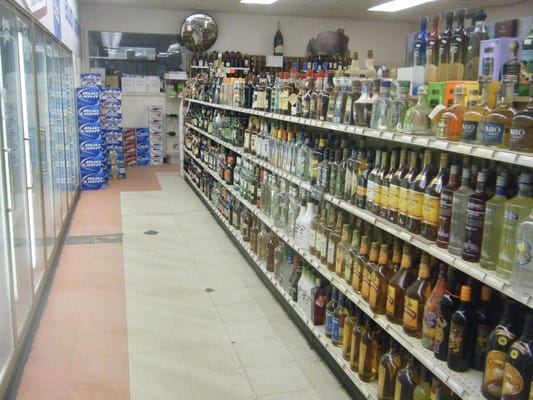 Rippy's Liquor & Marketplace by null