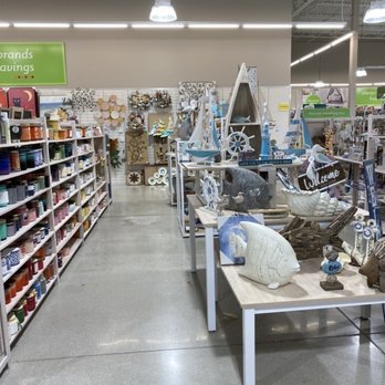 HOME centric - Candles, wall decor - Kitchen & Bath Near Me - Estero, Florida
