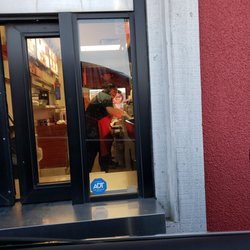 Going through the drive thru, picking up a quite dinner bite of 4 sandwiches and trimmed brisket for family holiday gathering.