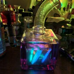 AJ Smoke Shop - Glow sticks in my cube!!