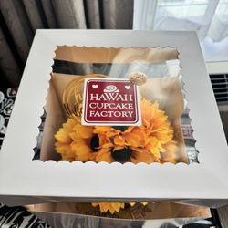Hawaii Cupcake Factory - Yum