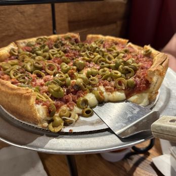 Giordano's - Deep dish pizza - Italian Near Me - Orlando, Florida Giordano's - Deep dish pizza - Italian Near Me - Orlando, Florida