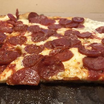 Grimaldi's Pizzeria - Pizza Near Me - Dallas, Texas Grimaldi's Pizzeria - Pizza Near Me - Dallas, Texas
