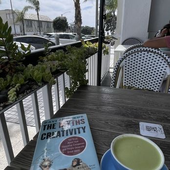 Bluestone Lane Manhattan Beach Café - Matcha Latte - Coffee & Tea Near Me - Manhattan Beach, California Bluestone Lane Manhattan Beach Café - Matcha Latte - Coffee & Tea Near Me - Manhattan Beach, California