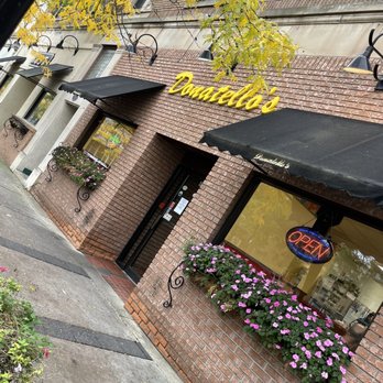Donatello's Restaurant - Adorable outside ! - Pizza Near Me - Niagara Falls, New York Donatello's Restaurant - Adorable outside ! - Pizza Near Me - Niagara Falls, New York