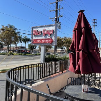 Nice Burger - Outside - Burgers Near Me - Santa Ana, California