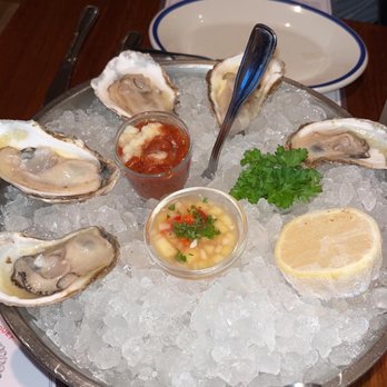 Hudson House - Oysters - American Near Me - Dallas, Texas