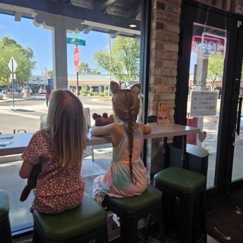 Simply Shroom Cafe - Plenty of seating with a nice view, and perfect for people watching. - Coffee & Tea Near Me - Scottsdale, Arizona
