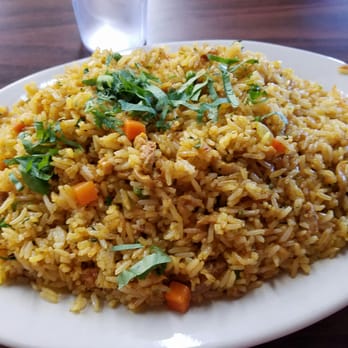 Los Galapagos - Chaulafan (fried rice with chicken, shrimp, peas, carrots, cilantro, onions) - Latin American Near Me - Columbus, Ohio
