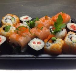 Otalo Sushi & Wok - Naturlich auch zum mitnehmen