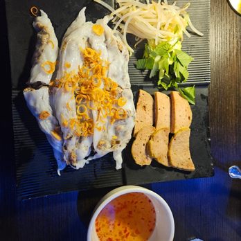 Hanoi Kitchen - Vietnamese Near Me - Claremont, California