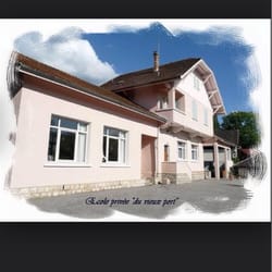 Ecole Primaire Privée - Côté cour