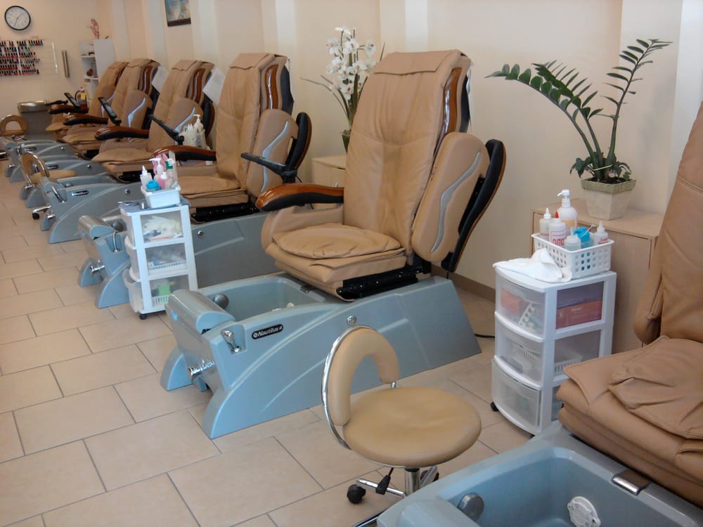 A Plus Nail Salon Image