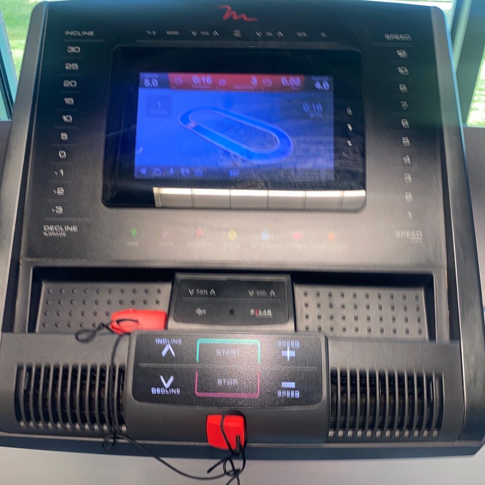 Camarillo Family YMCA - Got here late because of the rain. Treadmill then it's leg day - Gyms Near Me - Camarillo, California
