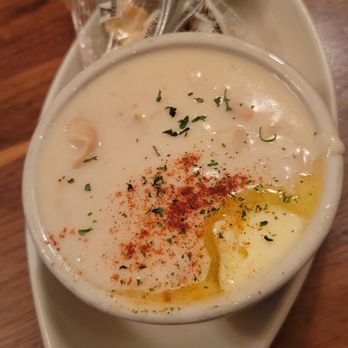 Driftwood Restaurant & Lounge - Clam Chowder - Lounges Near Me - Cannon Beach, Oregon Driftwood Restaurant & Lounge - Clam Chowder - Lounges Near Me - Cannon Beach, Oregon