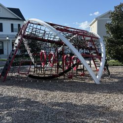 Magnolia Square