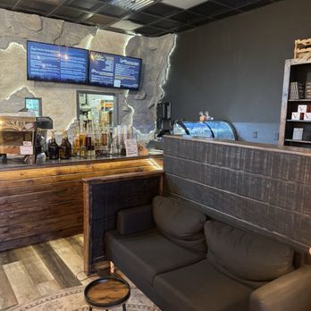Table Rock Coffee Roaster - Spotless coffee shop - Breakfast & Brunch Near Me - Springfield, Missouri Table Rock Coffee Roaster - Spotless coffee shop - Breakfast & Brunch Near Me - Springfield, Missouri