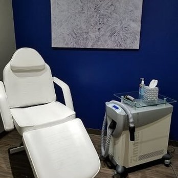 US Cryotherapy - Tucson - Localized treatment room for getting right up to those aches and pains and for facials! - Cryotherapy Near Me - Tucson, Arizona US Cryotherapy - Tucson - Localized treatment room for getting right up to those aches and pains and for facials! - Cryotherapy Near Me - Tucson, Arizona