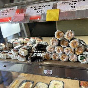 Paalaa Kai Mini-Mart - Hand rolls & musubi - Convenience Stores Near Me - Waialua, Hawaii Paalaa Kai Mini-Mart - Hand rolls & musubi - Convenience Stores Near Me - Waialua, Hawaii