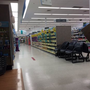 Walgreens - the empty aisles of a grocery store - Drugstores Near Me - Boca Raton, Florida Walgreens - the empty aisles of a grocery store - Drugstores Near Me - Boca Raton, Florida