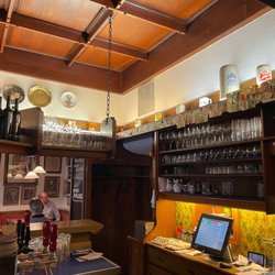 Strobl-Stürberl - Behind the bar