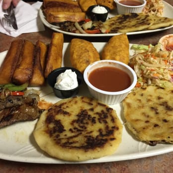 El Guanaco - Guanaco plater #2 beef - Mexican Near Me - Troy, Michigan